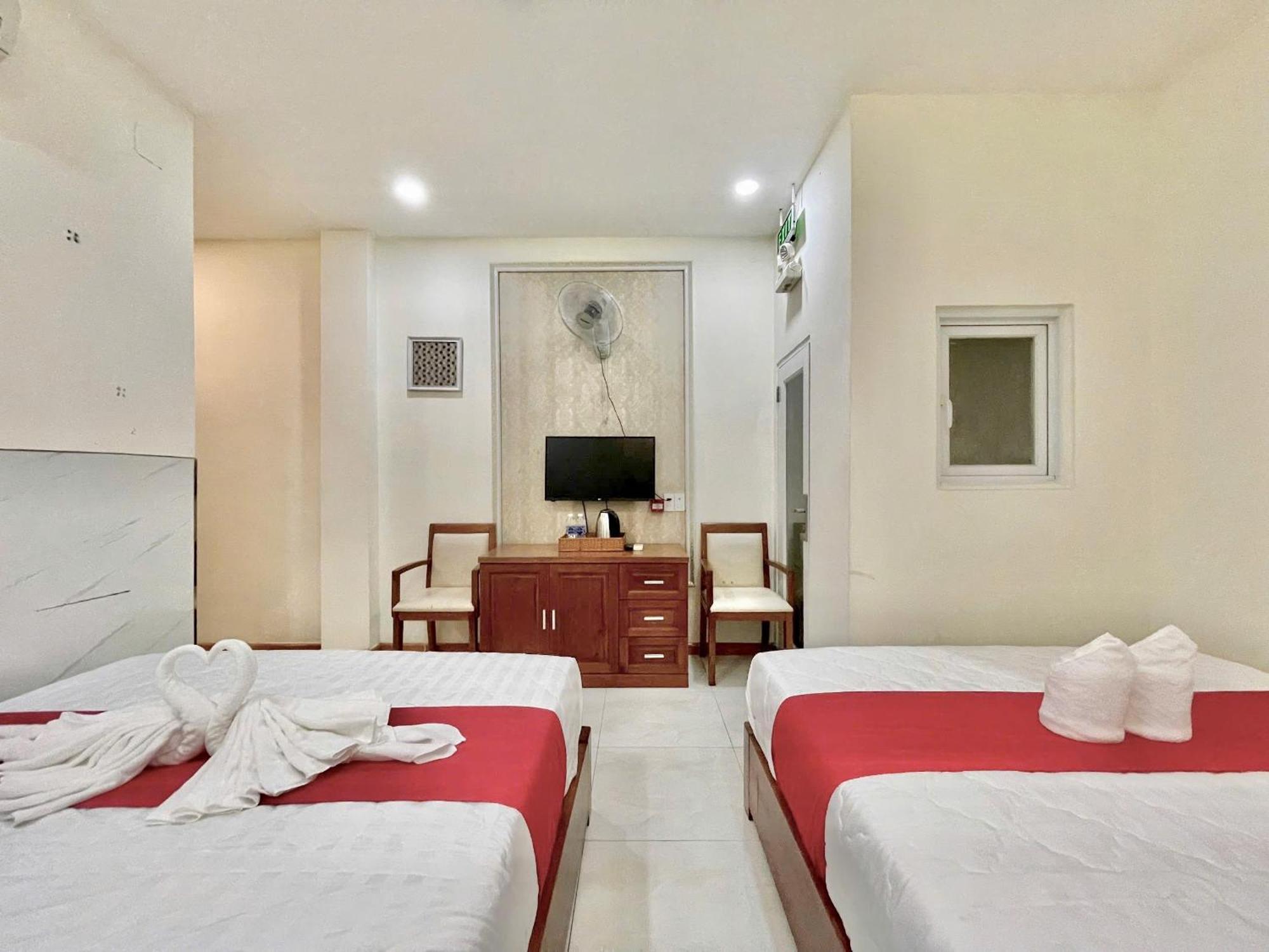Nhu Y Hotel Ho Chi Minh-stad Buitenkant foto