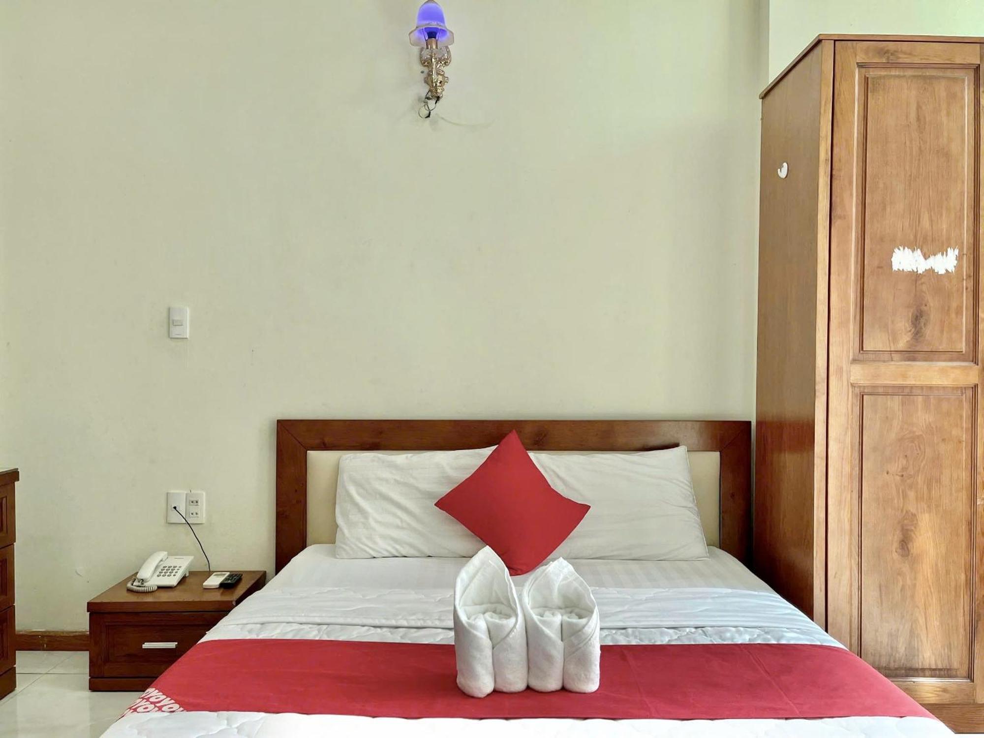 Nhu Y Hotel Ho Chi Minh-stad Buitenkant foto